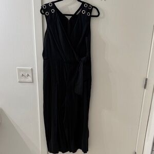 Elegant Black Sleeveless Romper